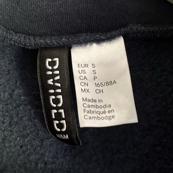 H&M crop sweatshirt - Picture 4 of 9